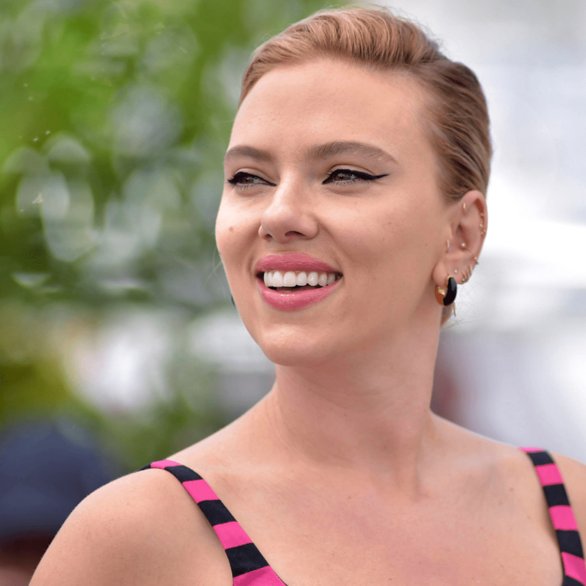 The Unparalleled Talent and Charisma of Scarlett Johansson