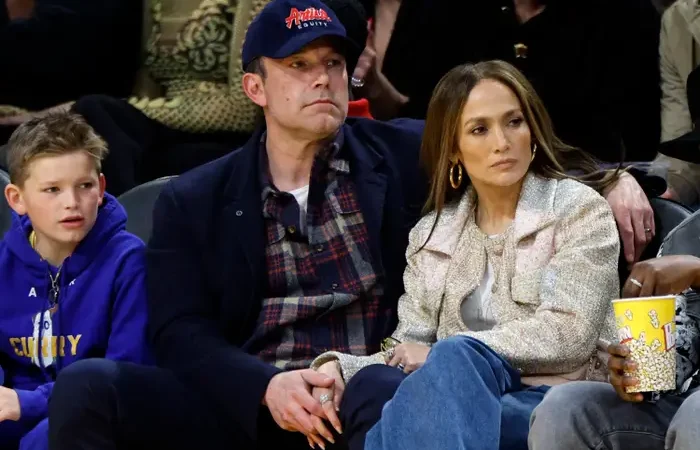 Jennifer Lopez, Ben Affleck selling off art from $60M home amid marital woes